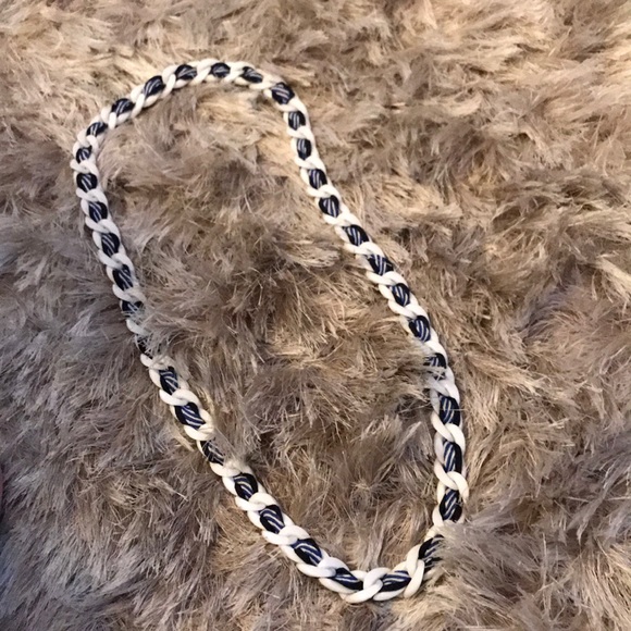 Navy and white necklace - Picture 2 of 3